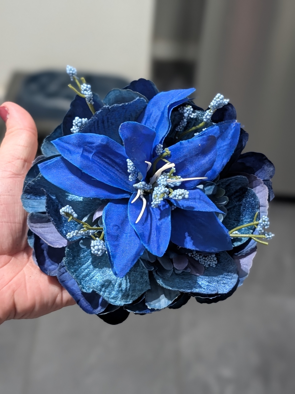 Blue Floral Hair Clip - Women's Accessory